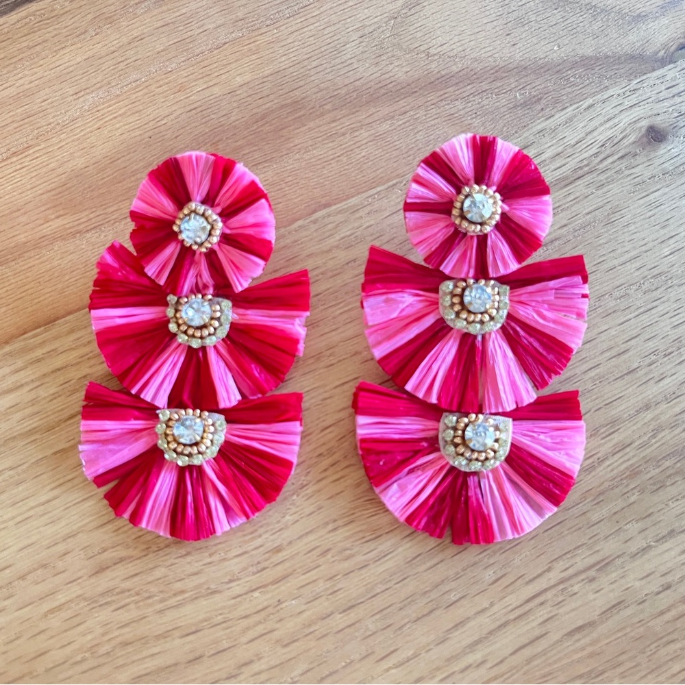 America & Beyond Pink tiered cascade raffia fan earrings - Picture 4 of 8